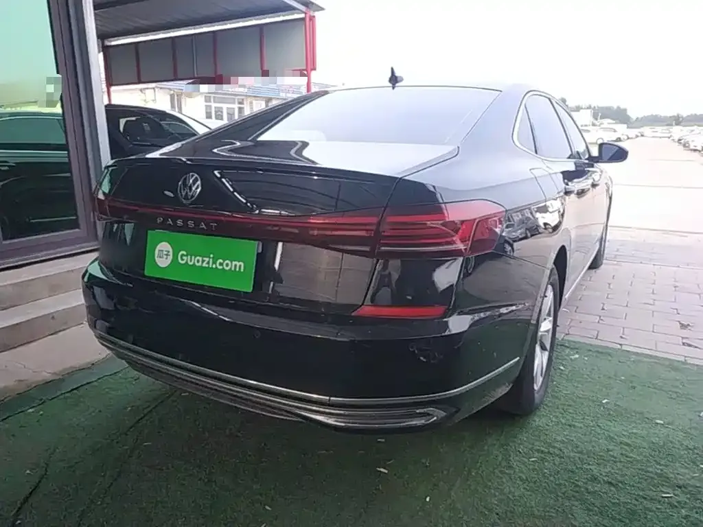 Volkswagen Passat — фото 5