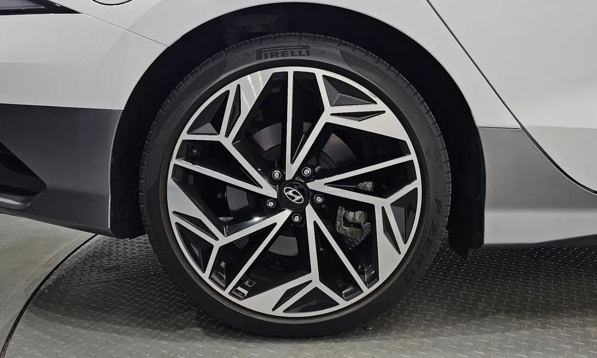 Hyundai Ioniq6 — фото 8