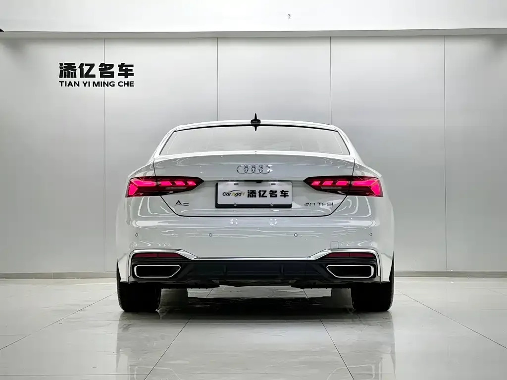 Audi A5 (Import) — фото 3
