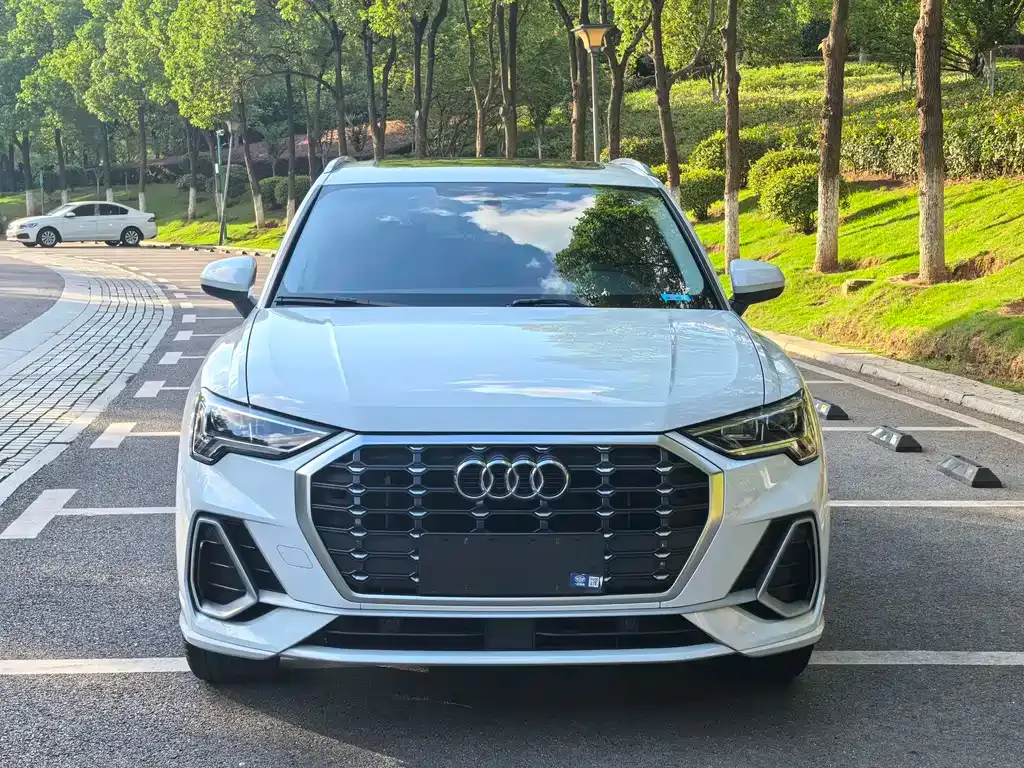 Audi Q3 — фото 9