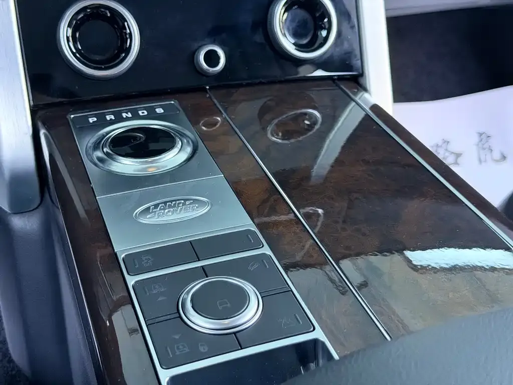 Land Rover Range Rover — фото 10