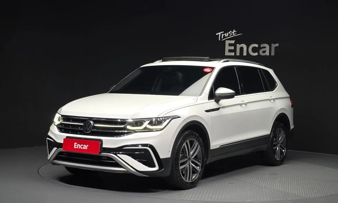 Volkswagen Tiguan — фото 1