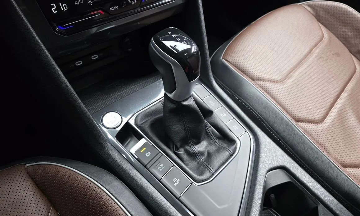 Volkswagen Tiguan — фото 7