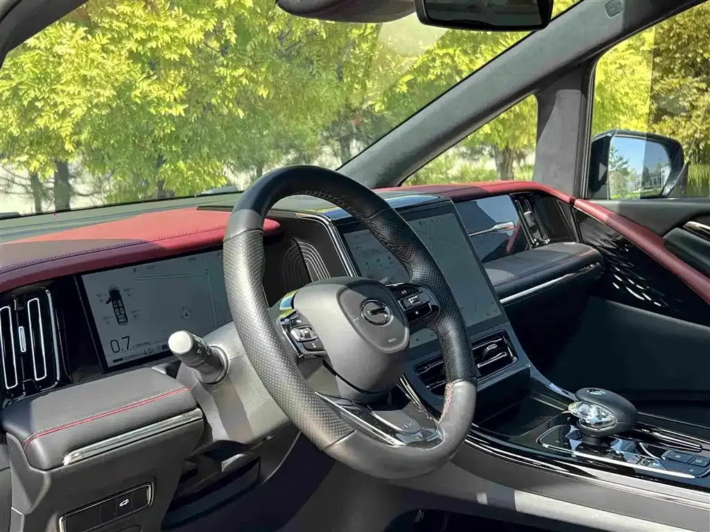 GAC Motor Trumpchi M8 — фото 10