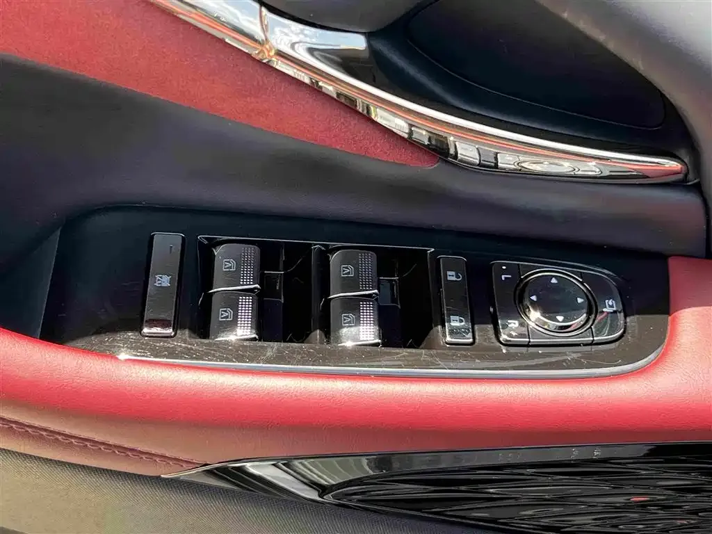 GAC Motor Trumpchi M8 — фото 2