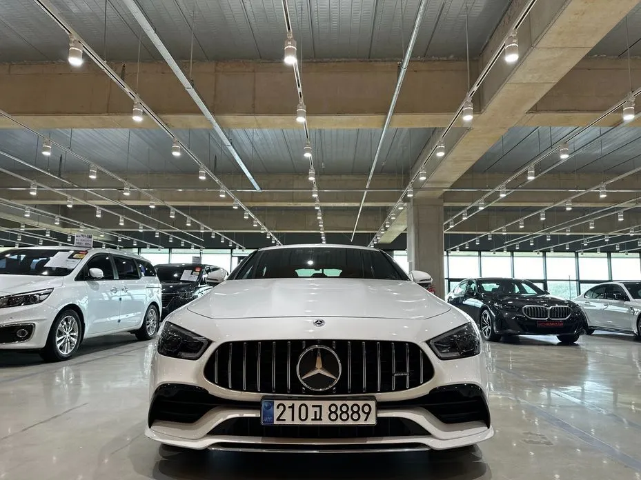 Mercedes-Benz AMG GT — фото 1
