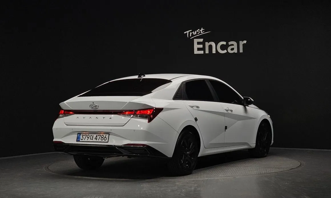 Hyundai AVANTE — фото 2