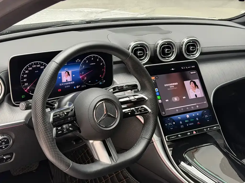 Mercedes-Benz C-Class — фото 10
