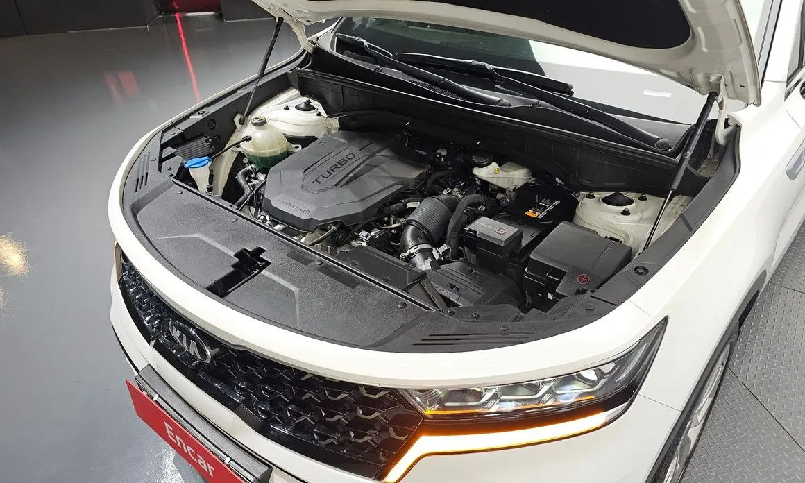 Kia Sorento — фото 6