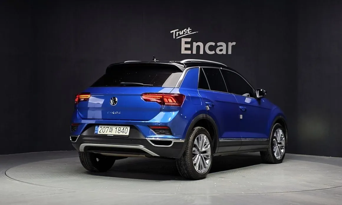 Volkswagen T-Roc — фото 3