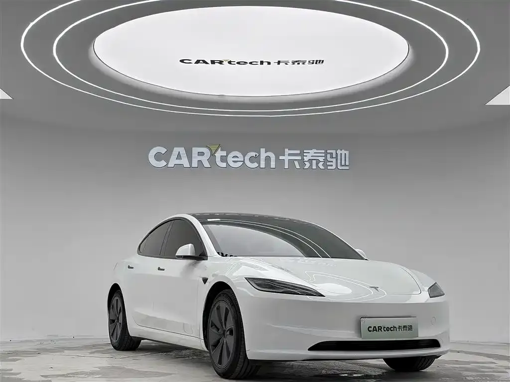 Tesla Model 3 — фото 2