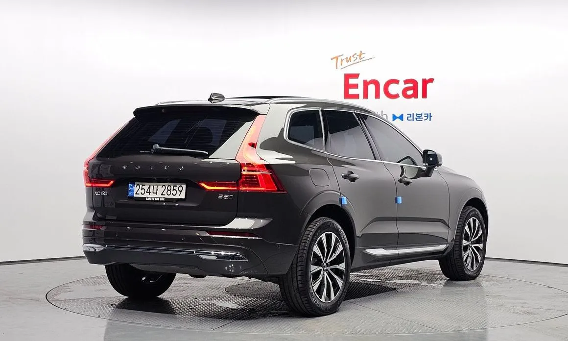 Volvo XC60 2024 из KR, фото 6