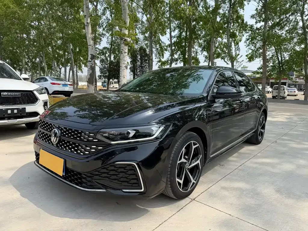 Volkswagen Passat — фото 7