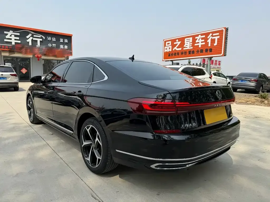 Volkswagen Passat — фото 9