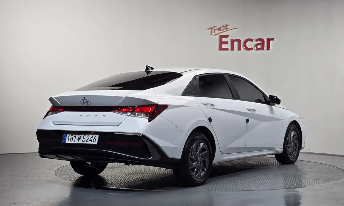 Hyundai AVANTE — фото 6