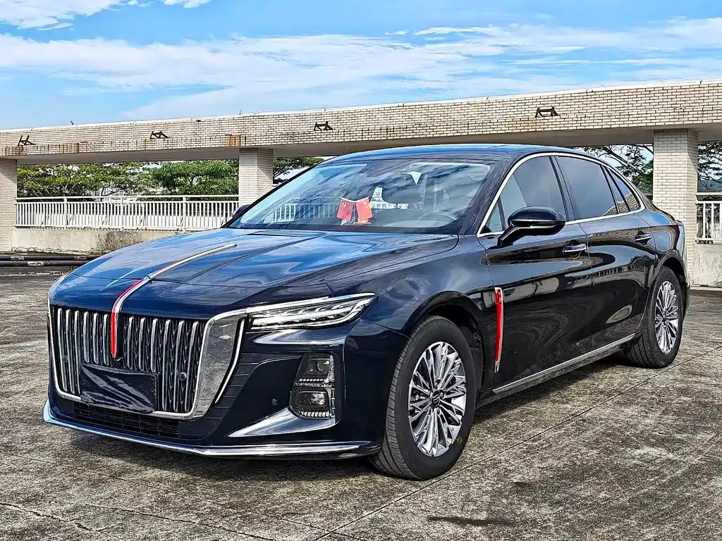 Hongqi H5 — фото 1