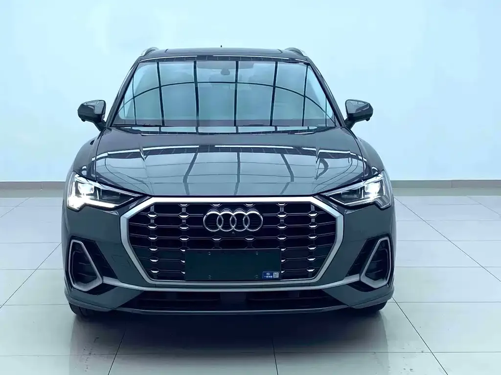 Audi Q3 — фото 5