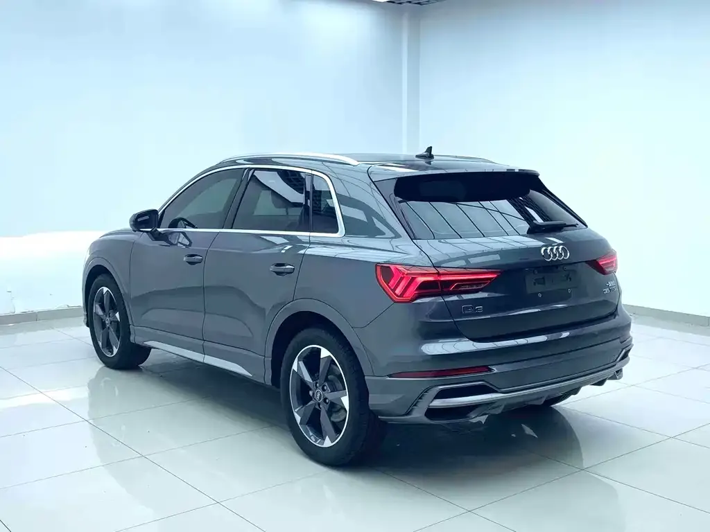 Audi Q3 — фото 3