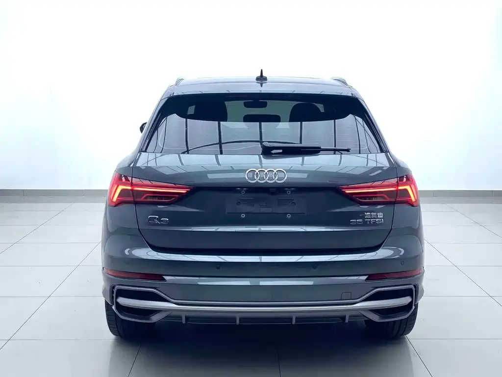 Audi Q3 — фото 2