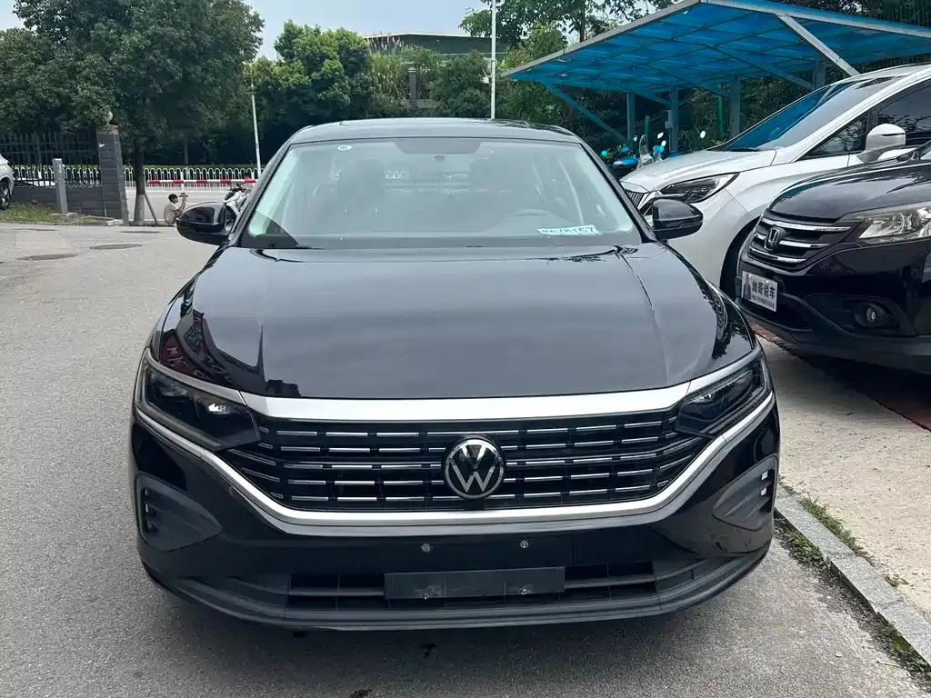 Volkswagen Passat — фото 7