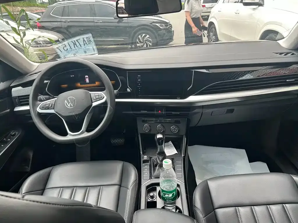 Volkswagen Passat — фото 3