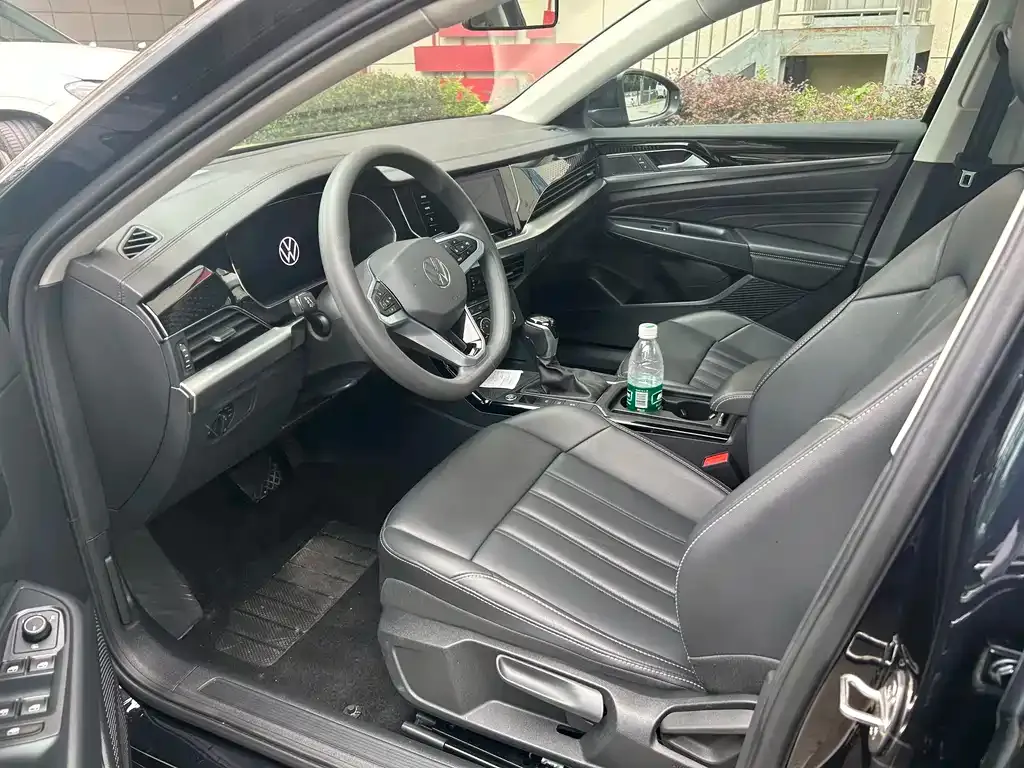 Volkswagen Passat — фото 4