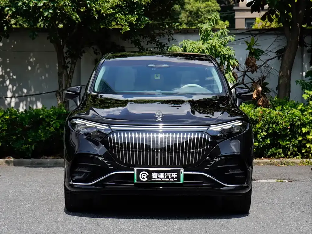 Mercedes-Benz EQS SUV — фото 9