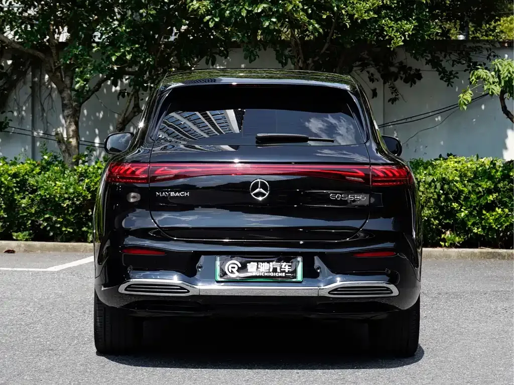Mercedes-Benz EQS SUV — фото 5