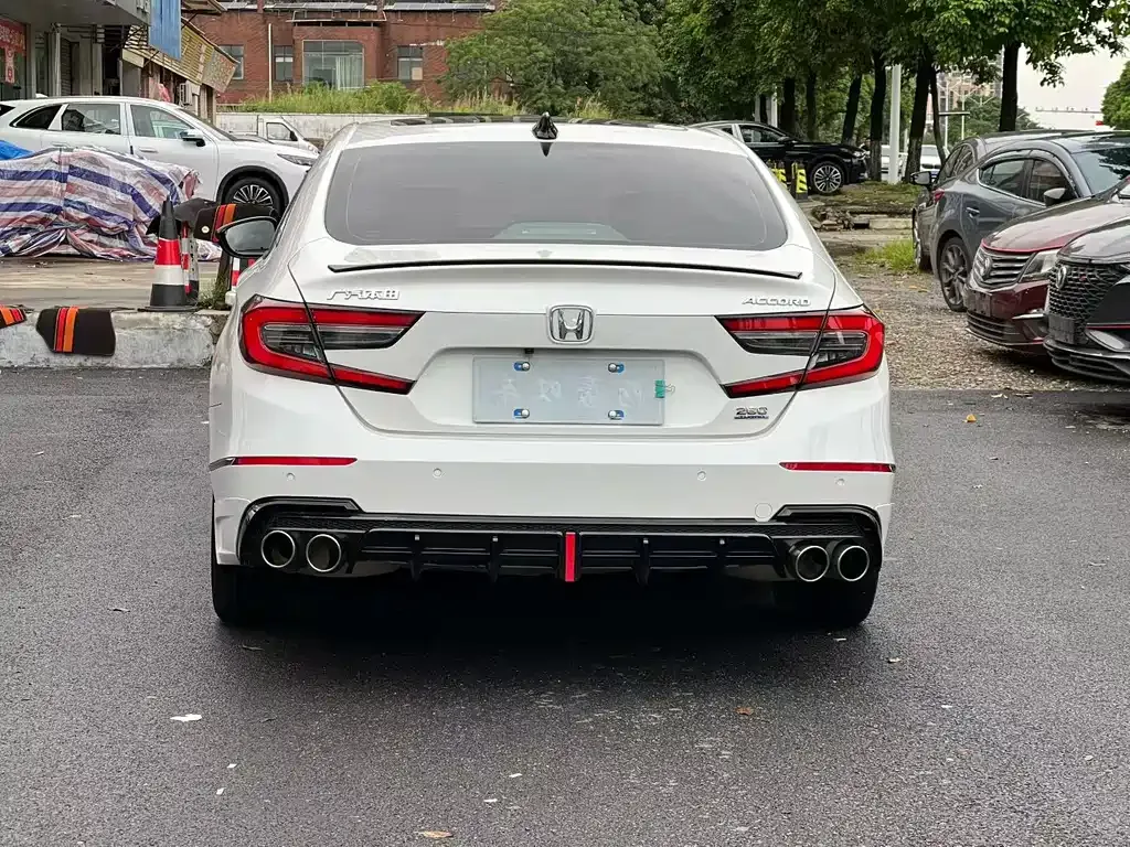 Honda Accord — фото 3