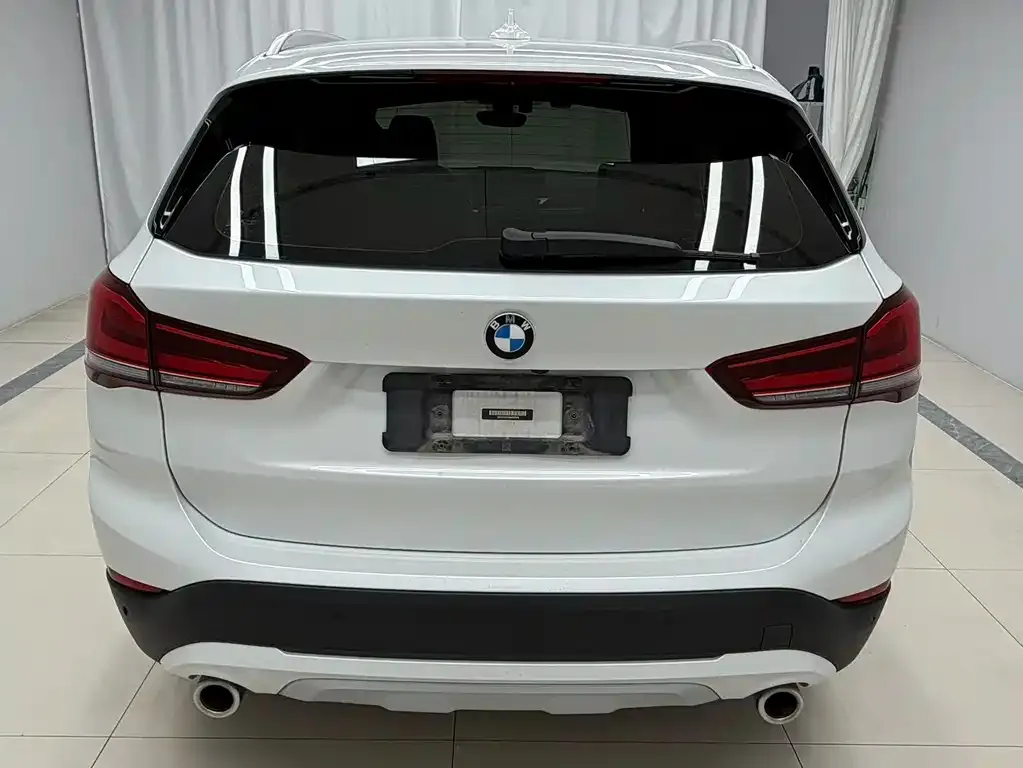 BMW X1 — фото 2