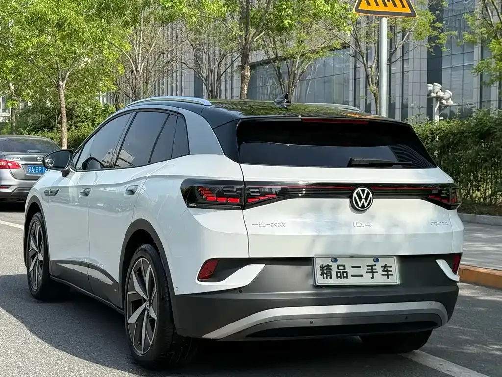 Volkswagen ID.4 Crozz — фото 10