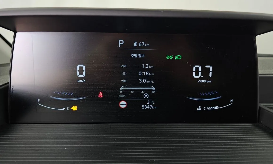 Hyundai Staria — фото 3