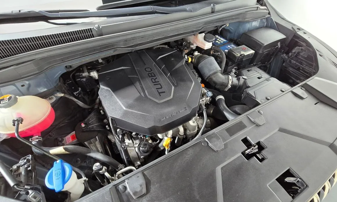 Kia Carnival — фото 10