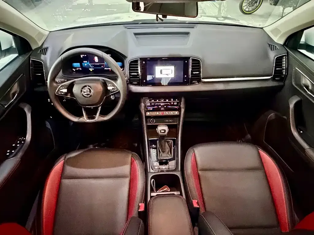 Skoda Karoq — фото 10