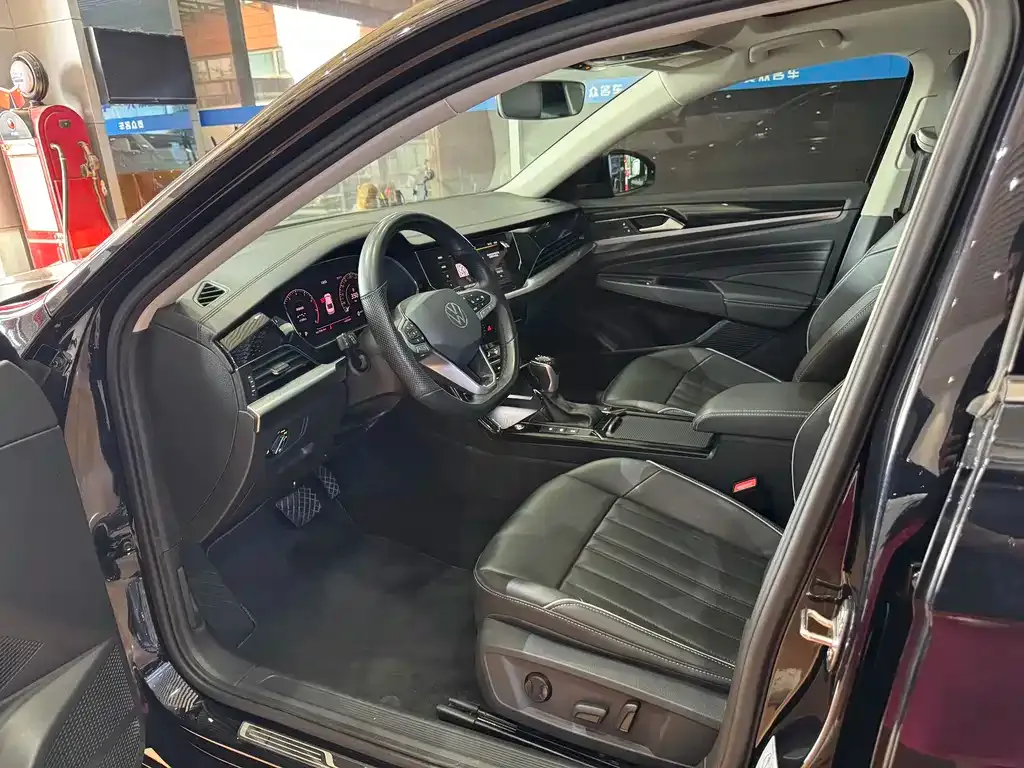 Volkswagen Passat — фото 9