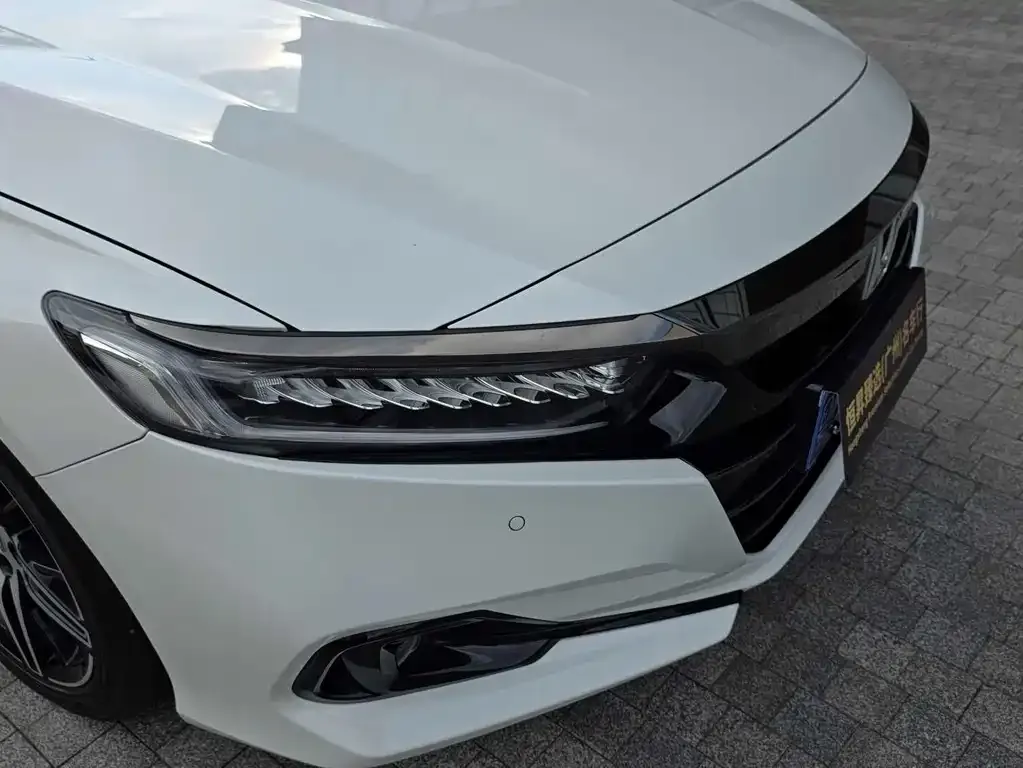 Honda Accord — фото 2