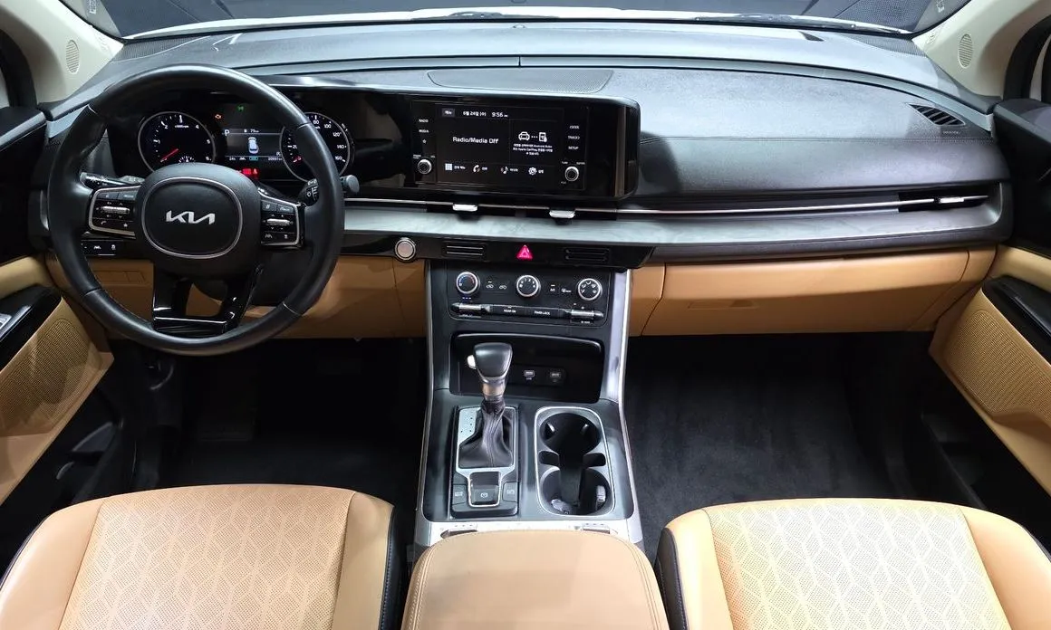 Kia Carnival 2023 из KR, фото 6
