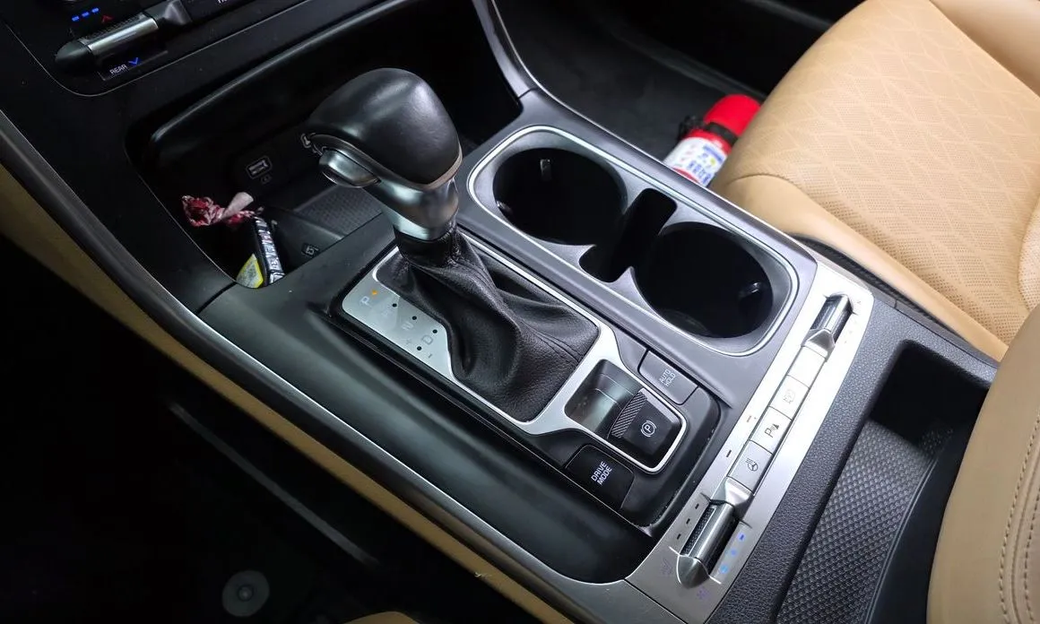 Kia Carnival 2023 из KR, фото 10