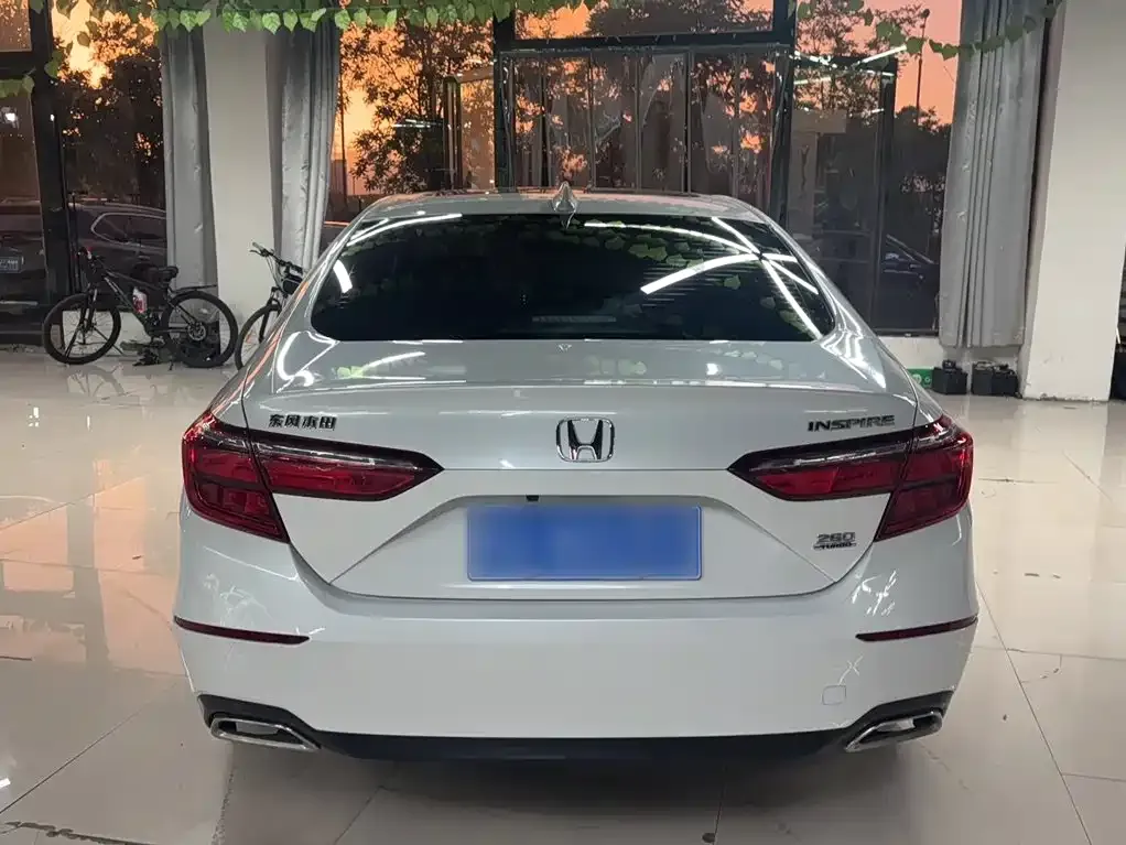 Honda Inspire — фото 9