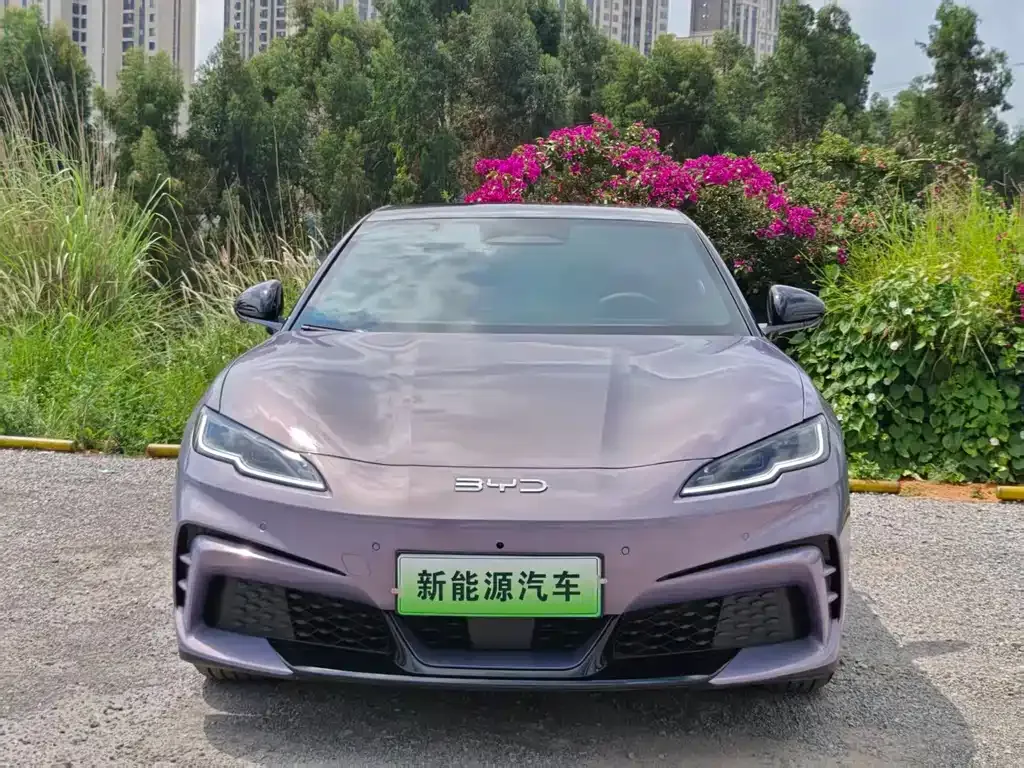 BYD Seal 06GT — фото 9