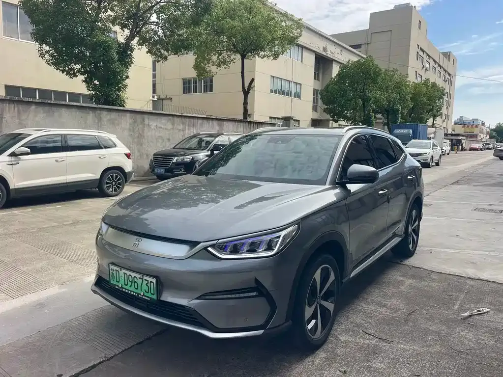 BYD PLUS New Energy — фото 1