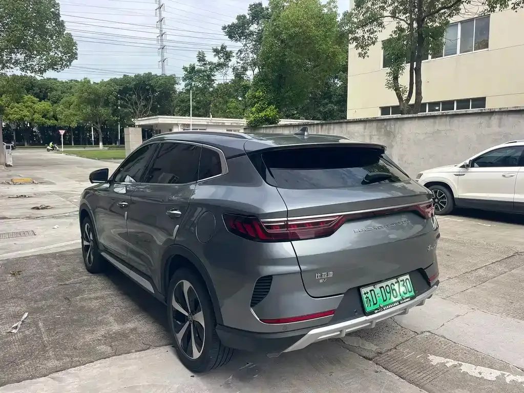 BYD PLUS New Energy — фото 10