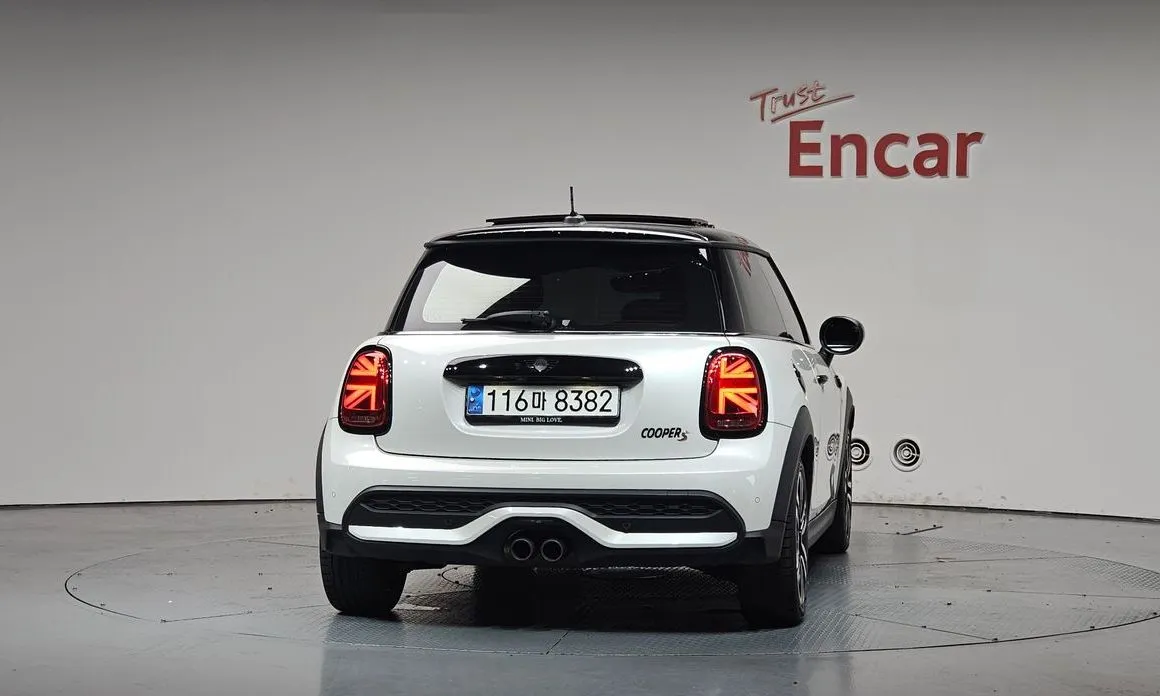 Mini Cooper 2024 из KR, фото 2