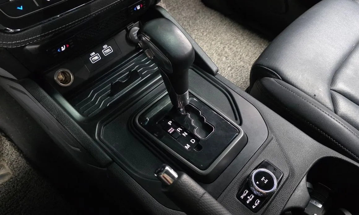 KG Mobility (Ssangyong) Rexton — фото 10