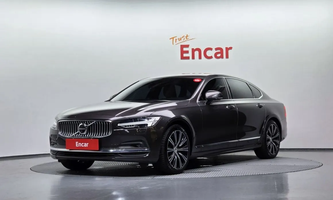 Volvo S90 — фото 1