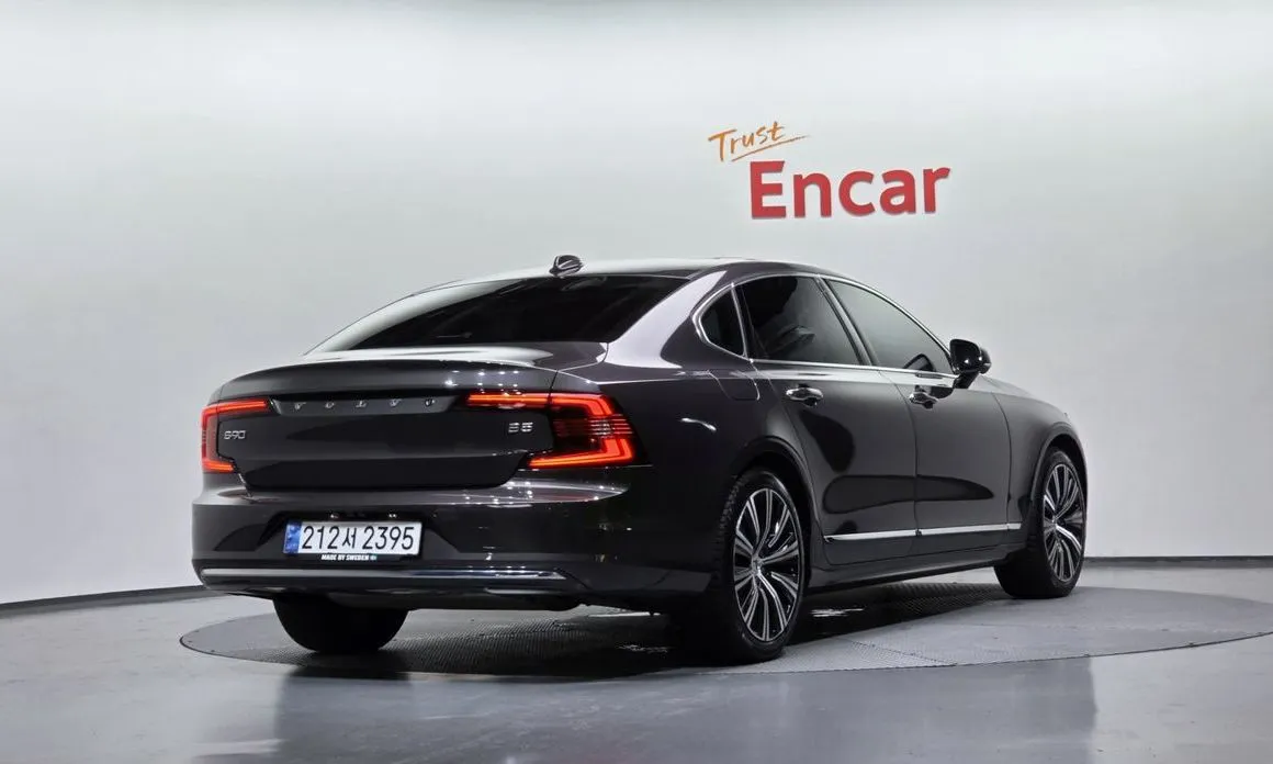 Volvo S90 — фото 7