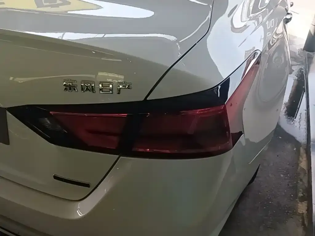 Nissan Teana — фото 2