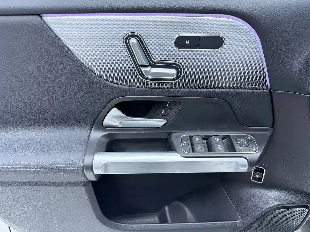 Mercedes-Benz GLB 2021 из CN, фото 8