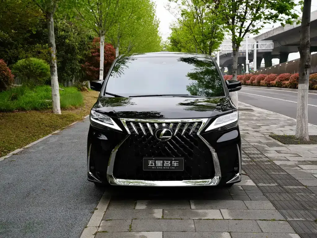 Toyota Vellfire 2023 из CN, фото 9