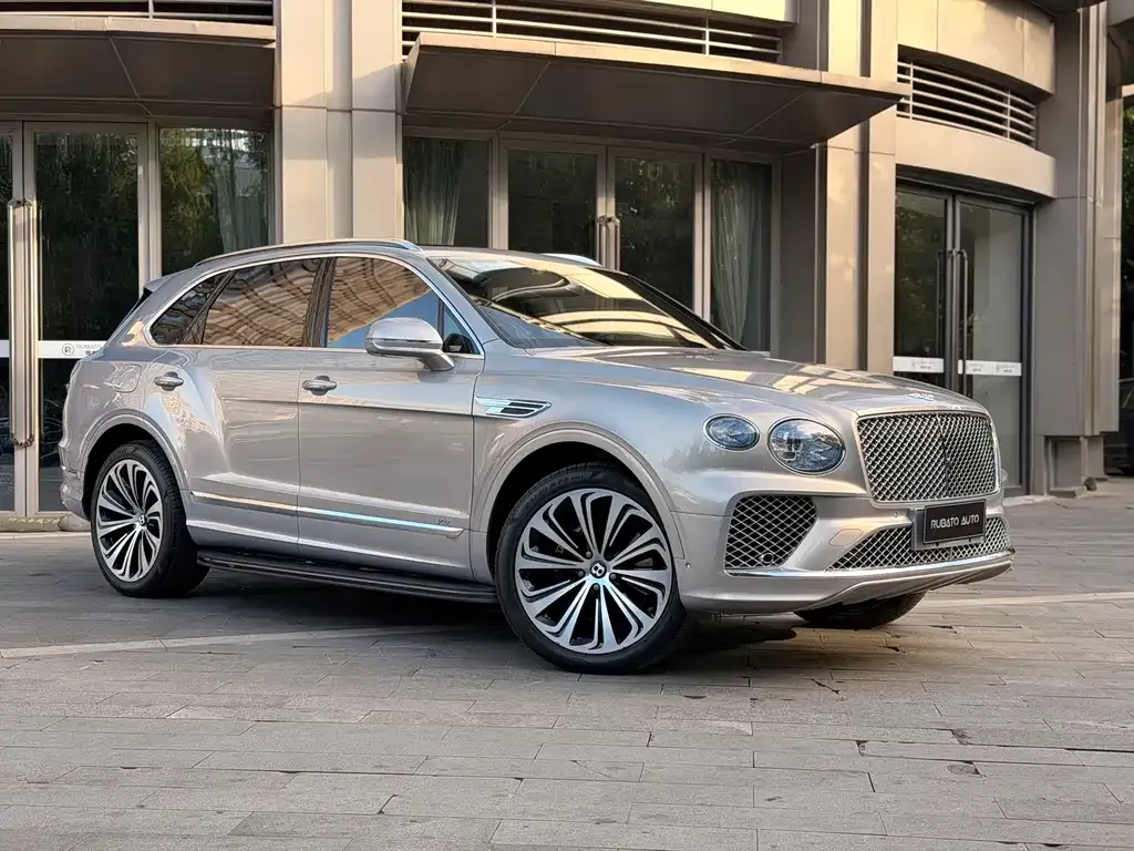 Bentley Bentayga — фото 10